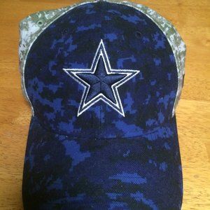 Dallas cowboys hat almost new......